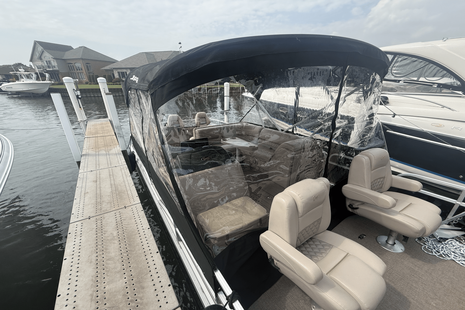 Slide: The Image of Ranger RIATA 223 F 2021 - 5