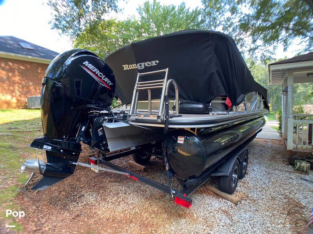 Slide: The Image of Ranger Boats 220C 2022 - 14549217