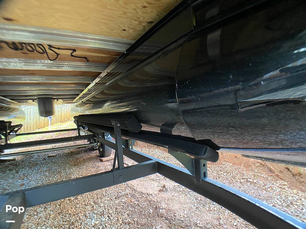 Slide: The Image of Ranger Boats 220C 2022 - 14549201