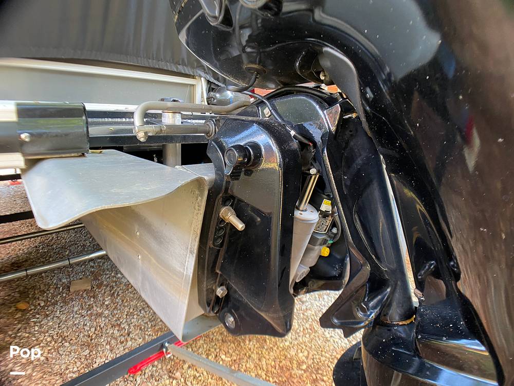 Slide: The Image of Ranger Boats 220C 2022 - 14549219