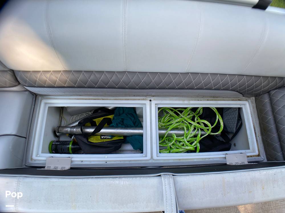 Slide: The Image of Ranger Boats 220C 2022 - 14549276