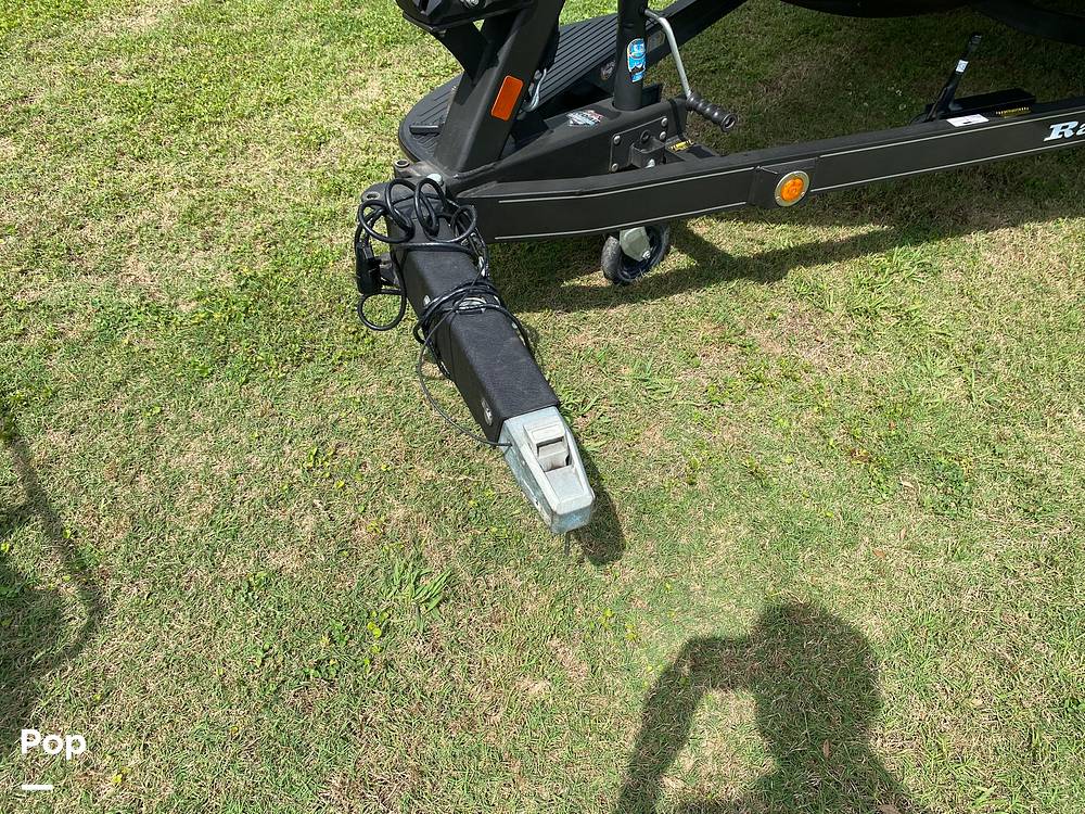 Slide: The Image of Ranger Boats 520C 2019 - 15415579