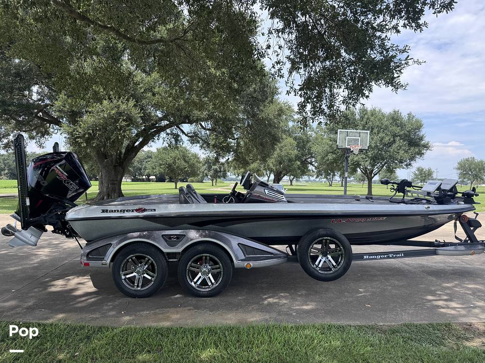 Slide: The Image of Ranger Boats Comanche Z521C 2019 - 15712487