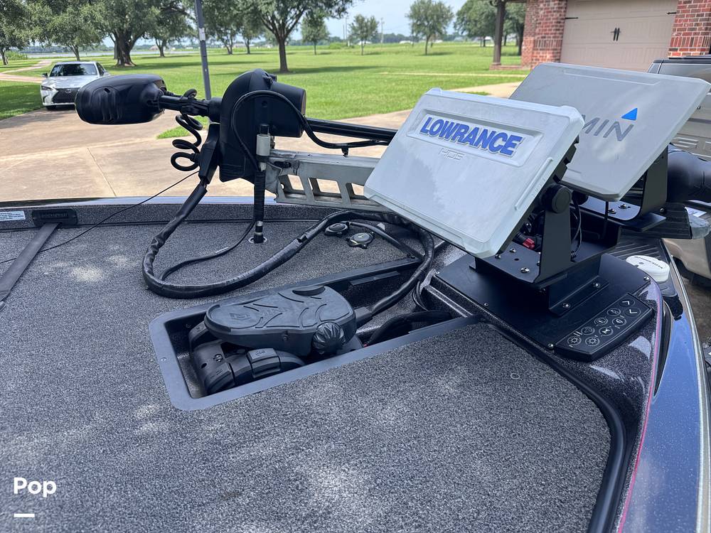 Slide: The Image of Ranger Boats Comanche Z521C 2019 - 15712489