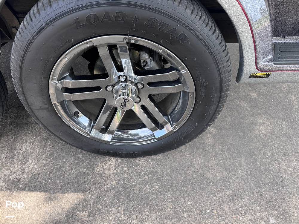 Slide: The Image of Ranger Boats Comanche Z521C 2019 - 15712517