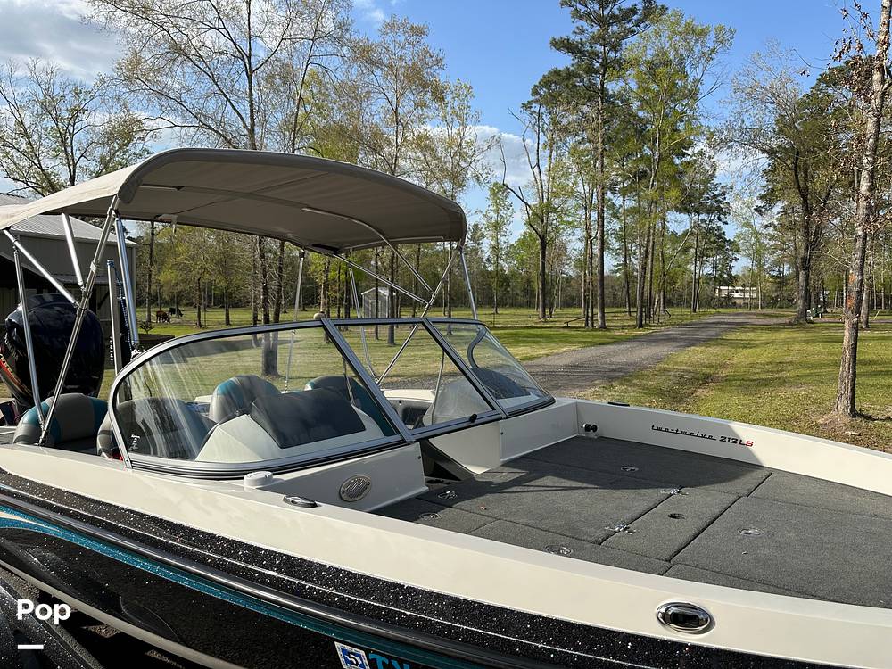Slide: The Image of Ranger Boats Reata 212 LS 2017 - 15371720