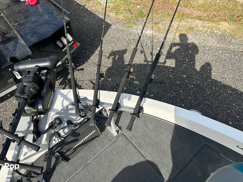 Slide: The Image of Ranger Boats Reata 212 LS 2017 - 15371803