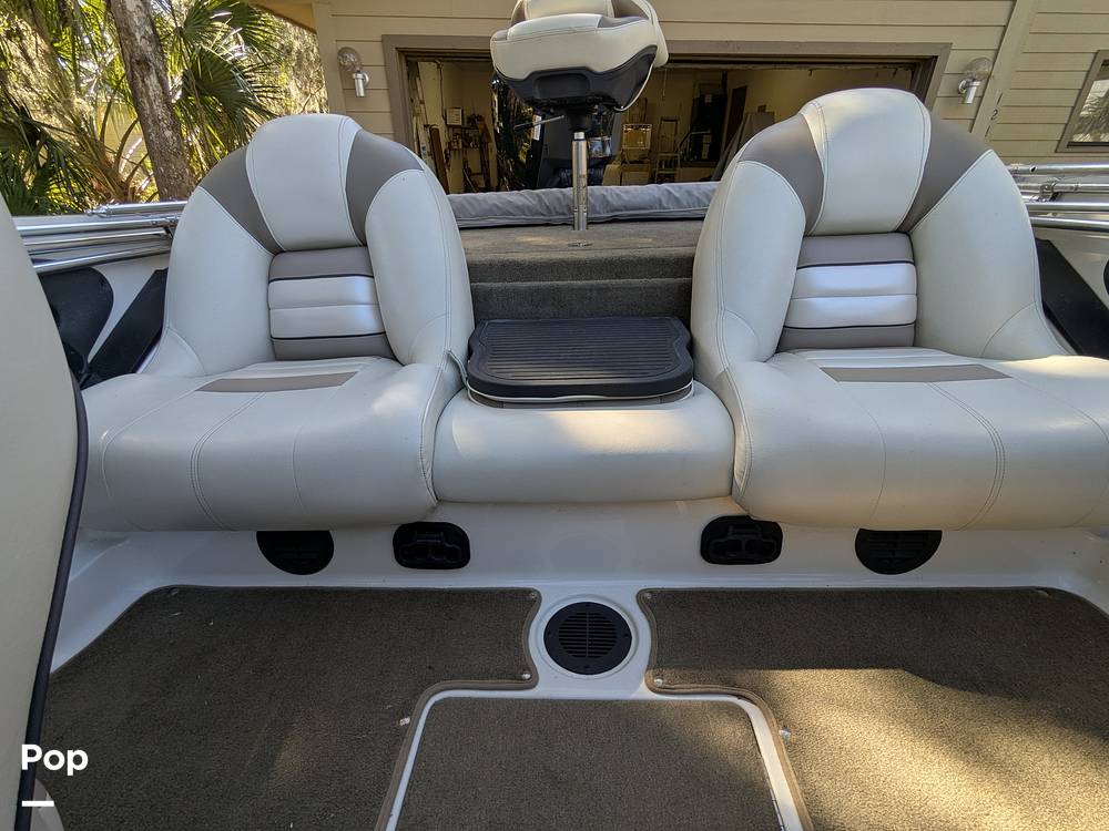 Slide: The Image of Ranger Boats Reata 212 LS 2019 - 14968096