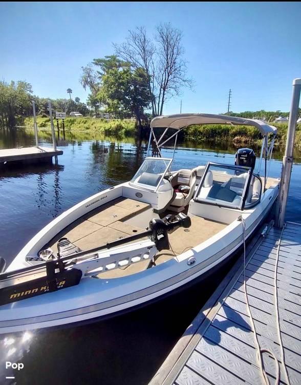 Slide: The Image of Ranger Boats Reata 212 LS 2019 - 14552525