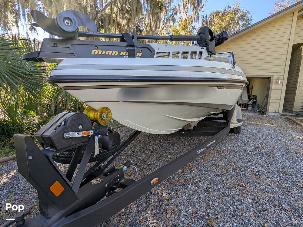 Slide: The Image of Ranger Boats Reata 212 LS 2019 - 14977447