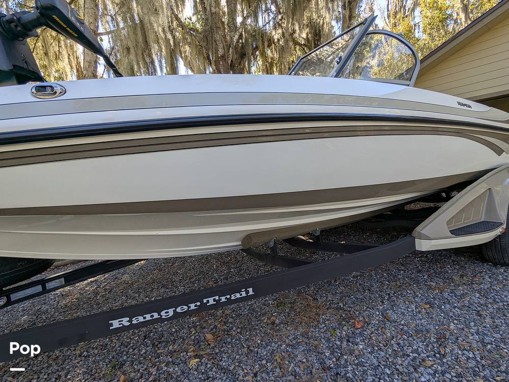 Slide: The Image of Ranger Boats Reata 212 LS 2019 - 14967998