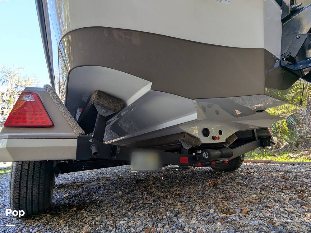 Slide: The Image of Ranger Boats Reata 212 LS 2019 - 14968004