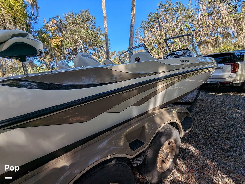 Slide: The Image of Ranger Boats Reata 212 LS 2019 - 14968009