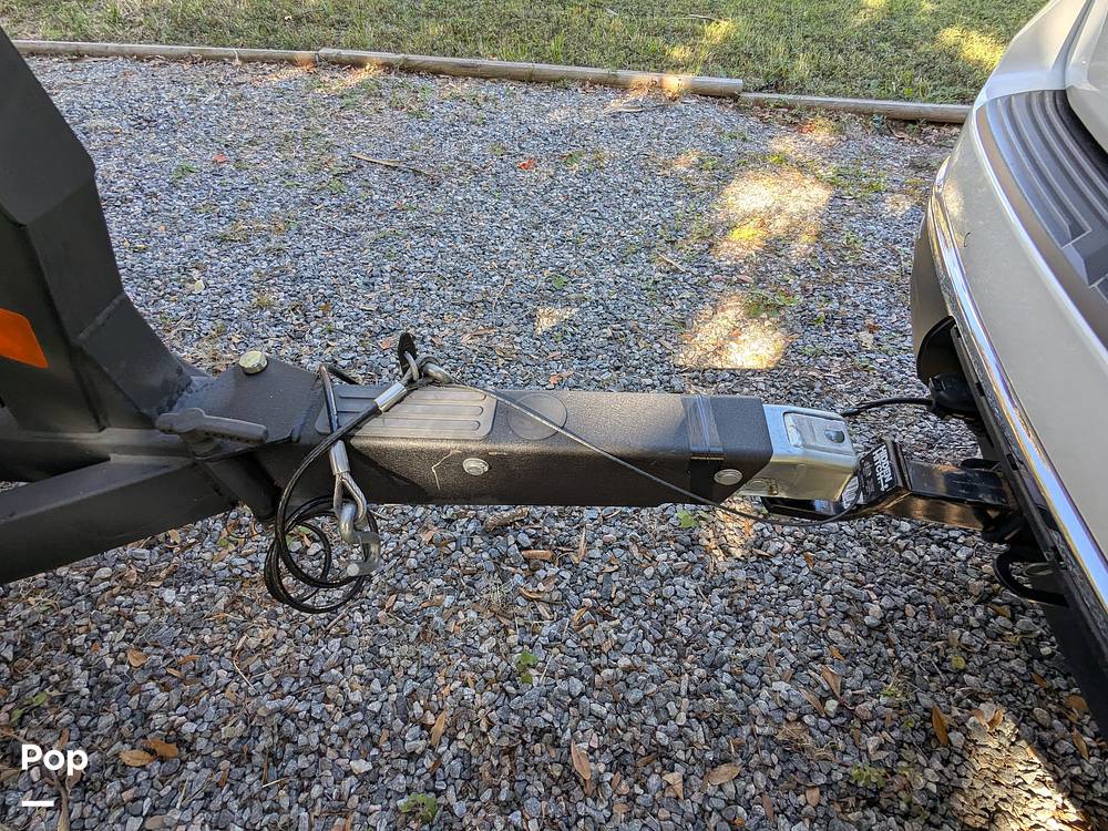 Slide: The Image of Ranger Boats Reata 212 LS 2019 - 14968017