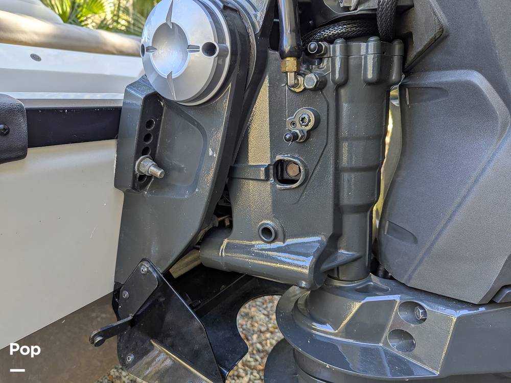 Slide: The Image of Ranger Boats Reata 212 LS 2019 - 14968024