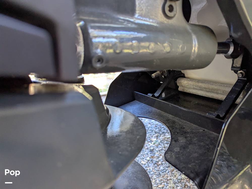 Slide: The Image of Ranger Boats Reata 212 LS 2019 - 14968029