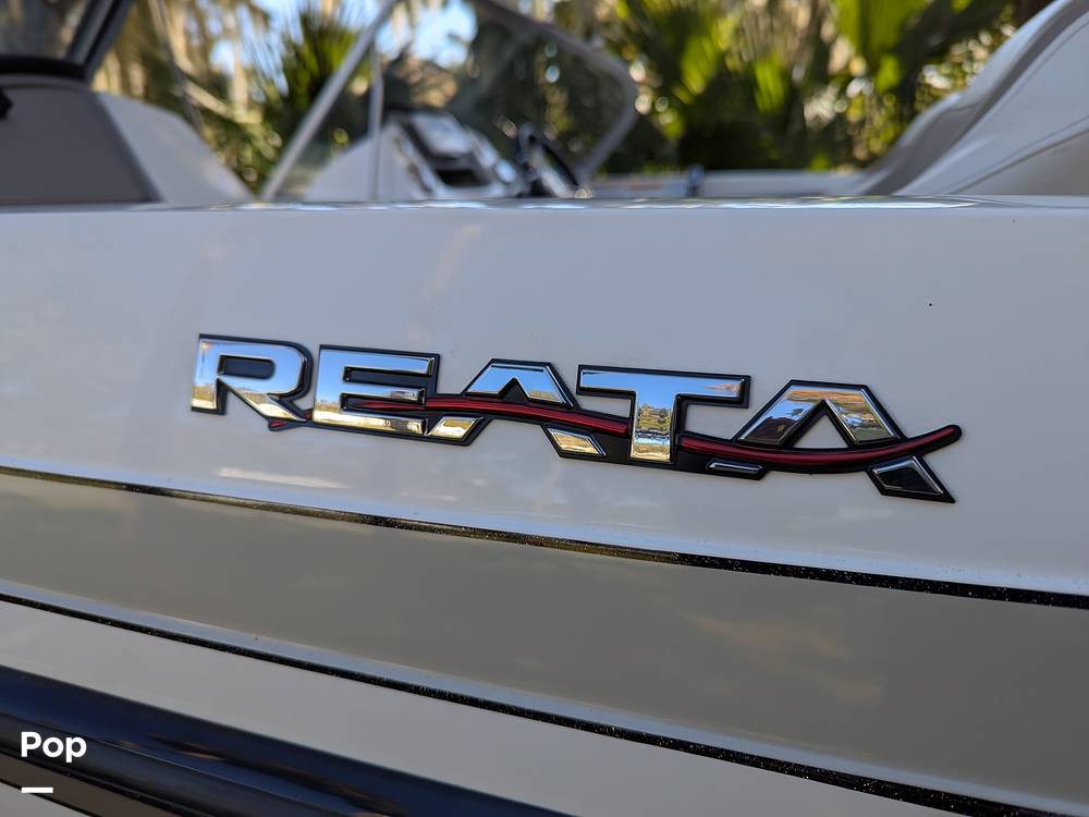 Slide: The Image of Ranger Boats Reata 212 LS 2019 - 14968036