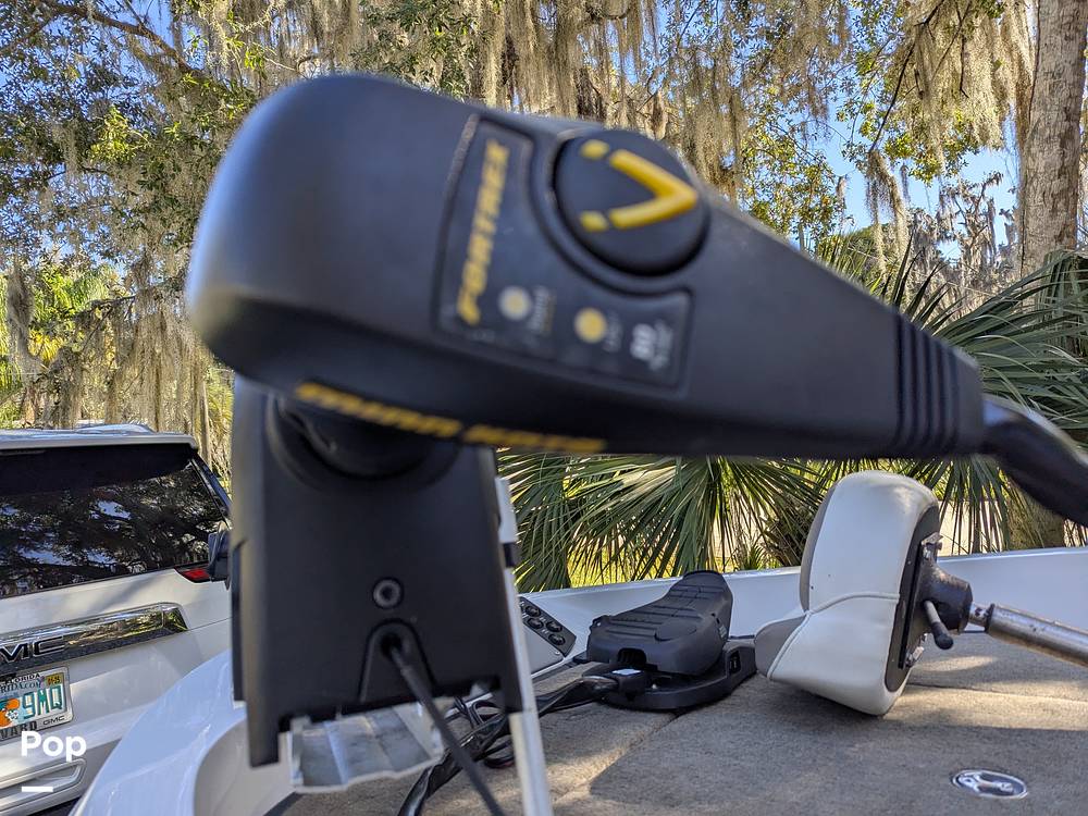 Slide: The Image of Ranger Boats Reata 212 LS 2019 - 14968037