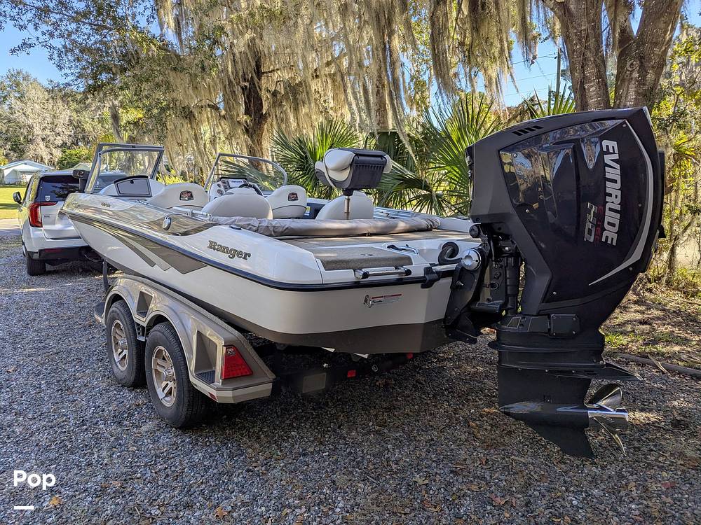 Slide: The Image of Ranger Boats Reata 212 LS 2019 - 14967989