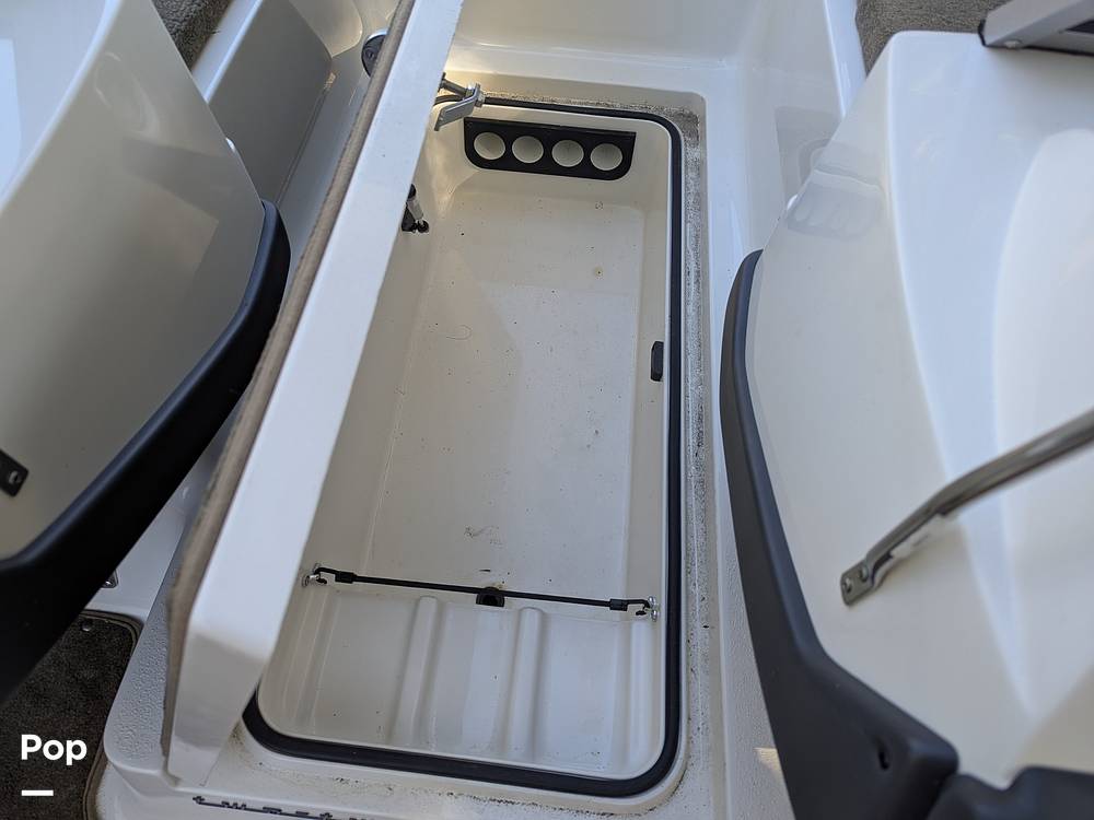 Slide: The Image of Ranger Boats Reata 212 LS 2019 - 14968065
