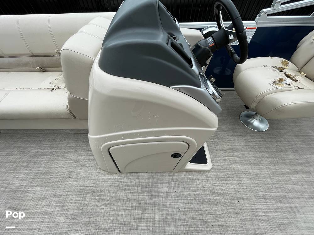 Slide: The Image of Ranger Boats Reata 220C 2018 - 13118807