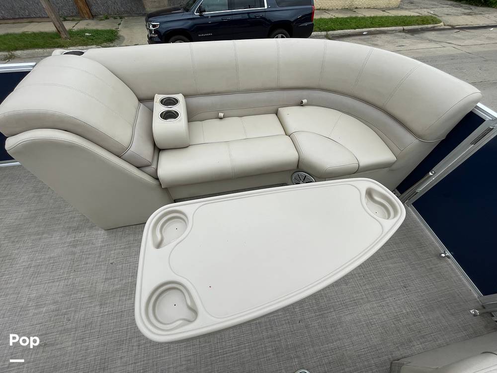 Slide: The Image of Ranger Boats Reata 220C 2018 - 13118828
