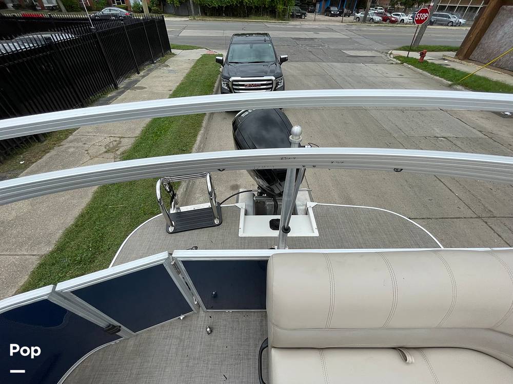 Slide: The Image of Ranger Boats Reata 220C 2018 - 13118844