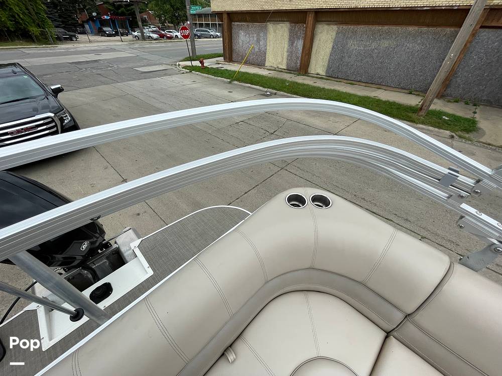 Slide: The Image of Ranger Boats Reata 220C 2018 - 13118845