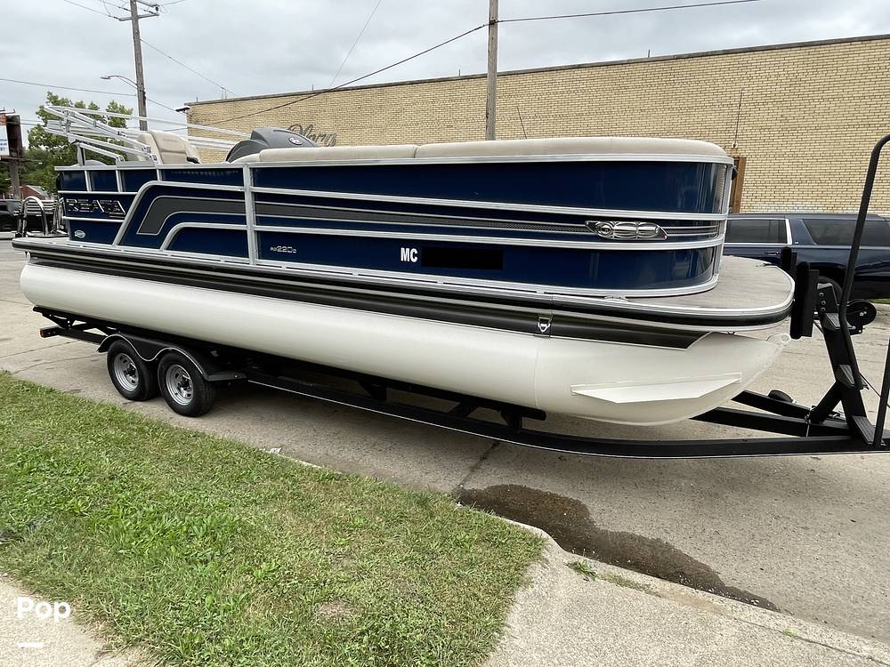 Slide: The Image of Ranger Boats Reata 220C 2018 - 13118847