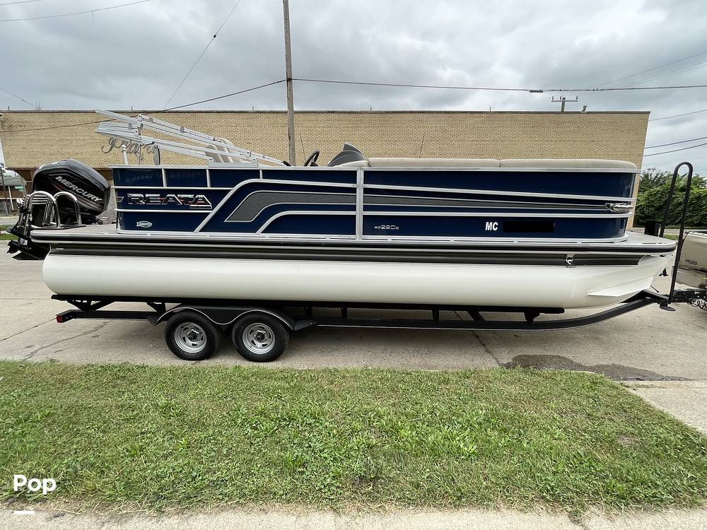 Slide: The Image of Ranger Boats Reata 220C 2018 - 13118848