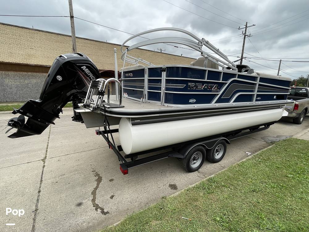 Slide: The Image of Ranger Boats Reata 220C 2018 - 13118849