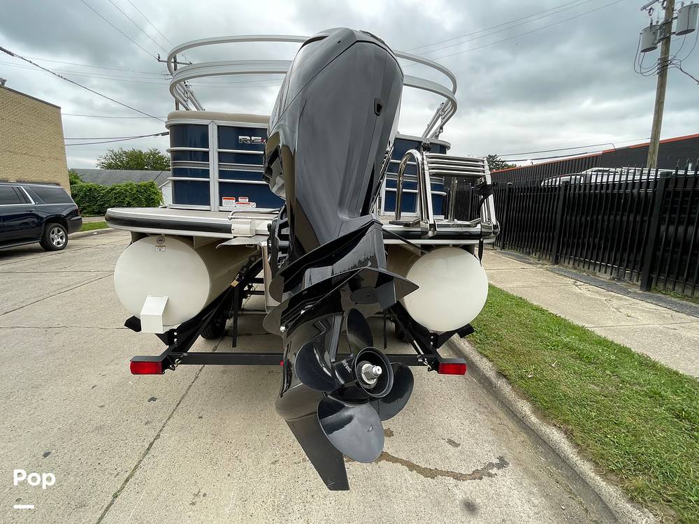 Slide: The Image of Ranger Boats Reata 220C 2018 - 13118850
