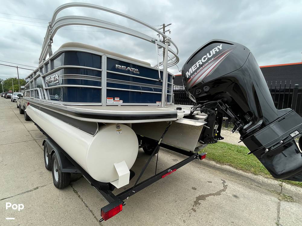 Slide: The Image of Ranger Boats Reata 220C 2018 - 13118851