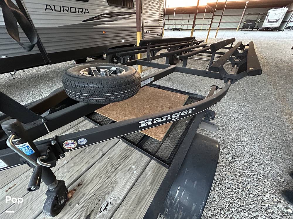 Slide: The Image of Ranger Boats Reata 223FC 2023 - 14828346