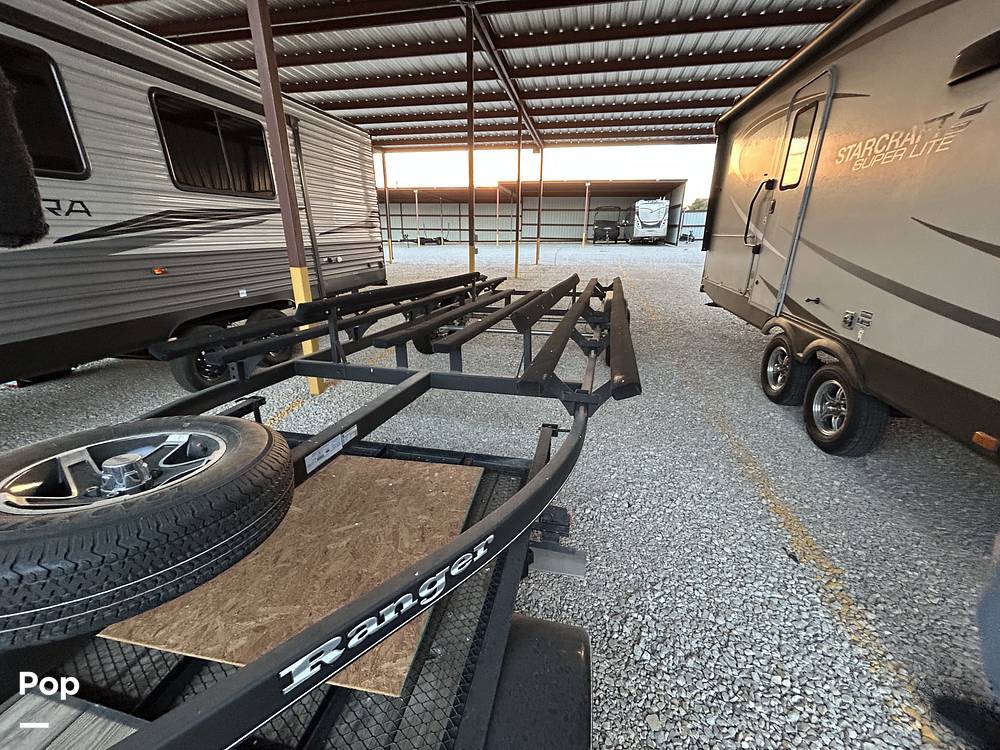 Slide: The Image of Ranger Boats Reata 223FC 2023 - 14828347