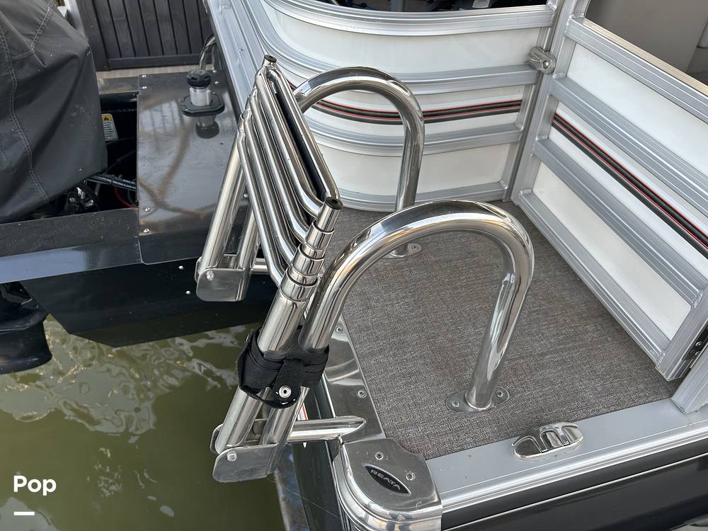 Slide: The Image of Ranger Boats Reata 223FC 2023 - 14828384