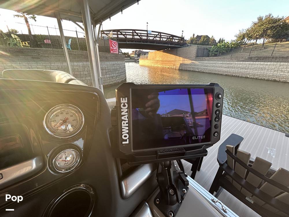 Slide: The Image of Ranger Boats Reata 223FC 2023 - 14828429
