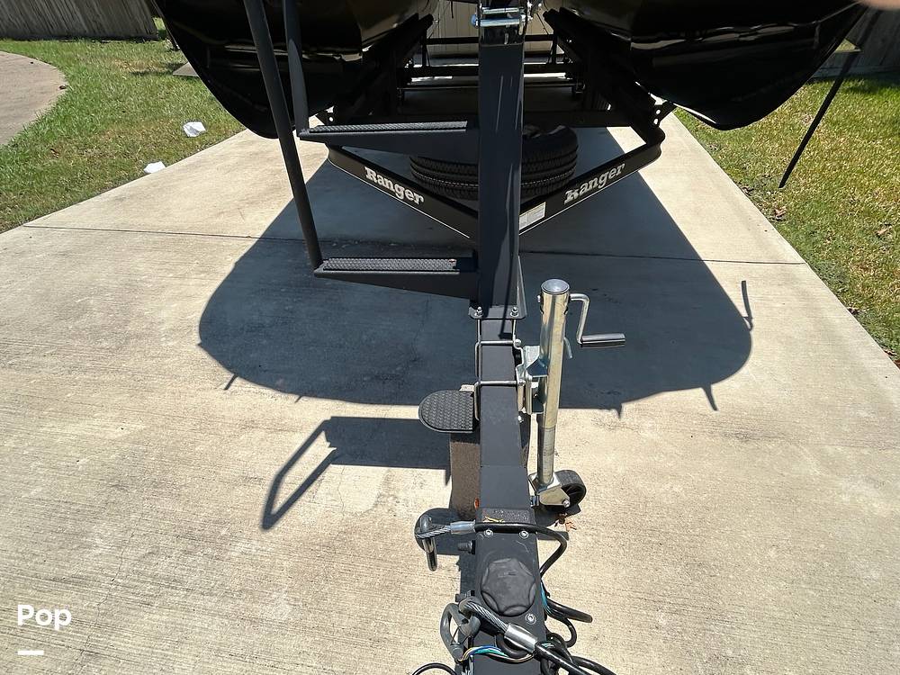 Slide: The Image of Trailer Step - 14438088