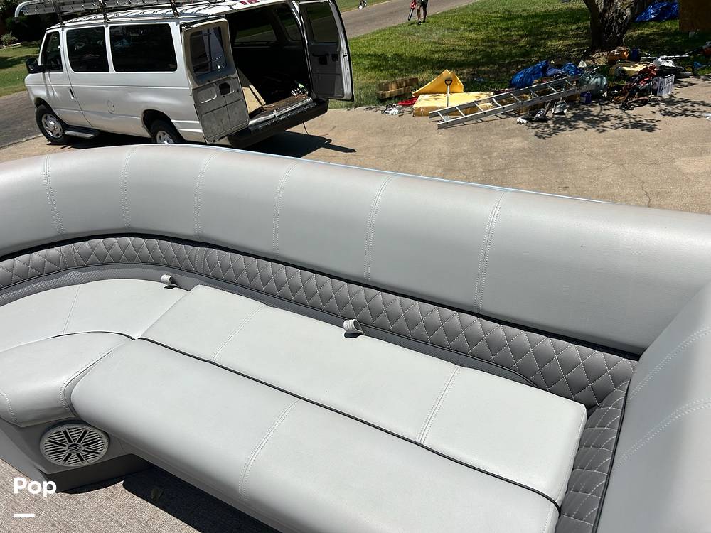 Slide: The Image of Ranger Boats Reata RP 200C 2019 - 14438120