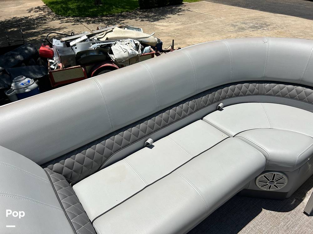 Slide: The Image of Ranger Boats Reata RP 200C 2019 - 14438121