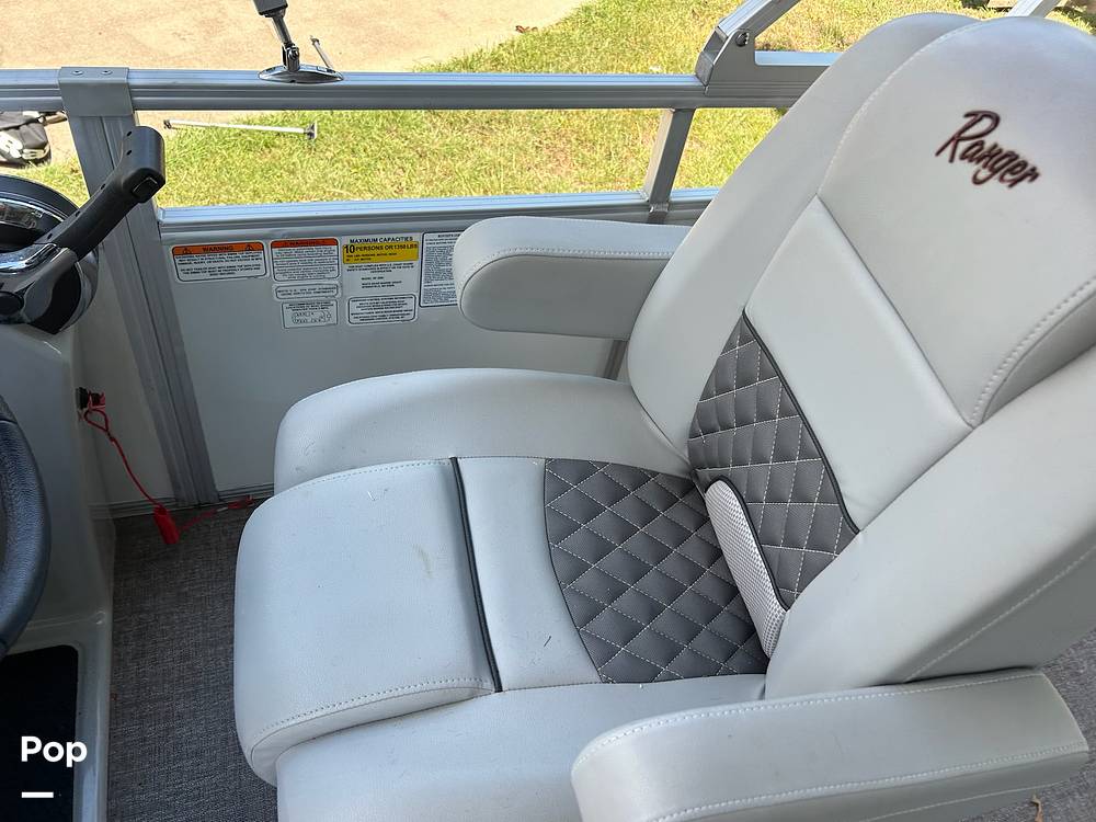 Slide: The Image of Captain's Chair - 14438124