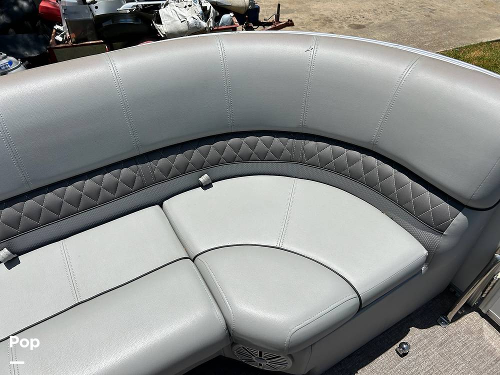 Slide: The Image of Ranger Boats Reata RP 200C 2019 - 14438128