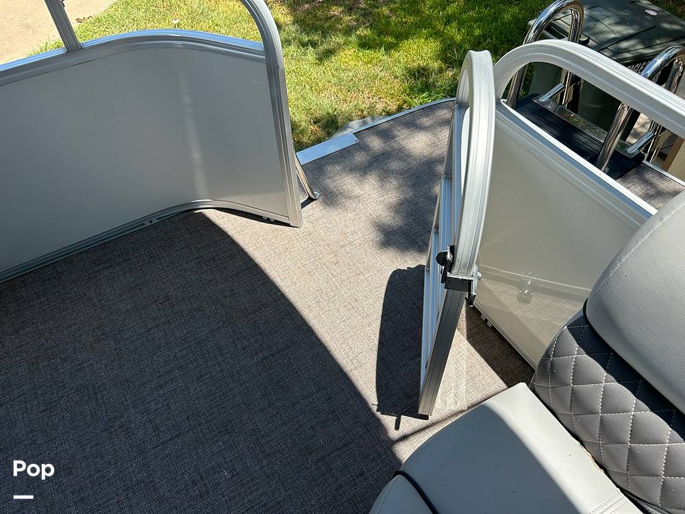 Slide: The Image of Ranger Boats Reata RP 200C 2019 - 14438146