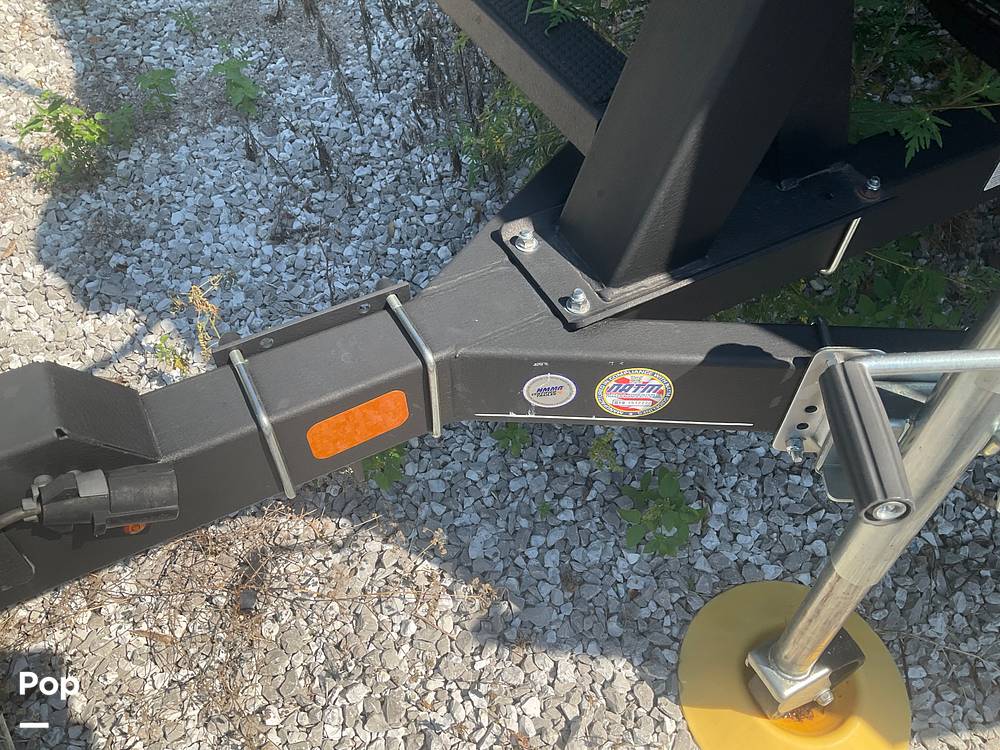 Slide: The Image of Ranger Boats Reata rp 200f 2021 - 14