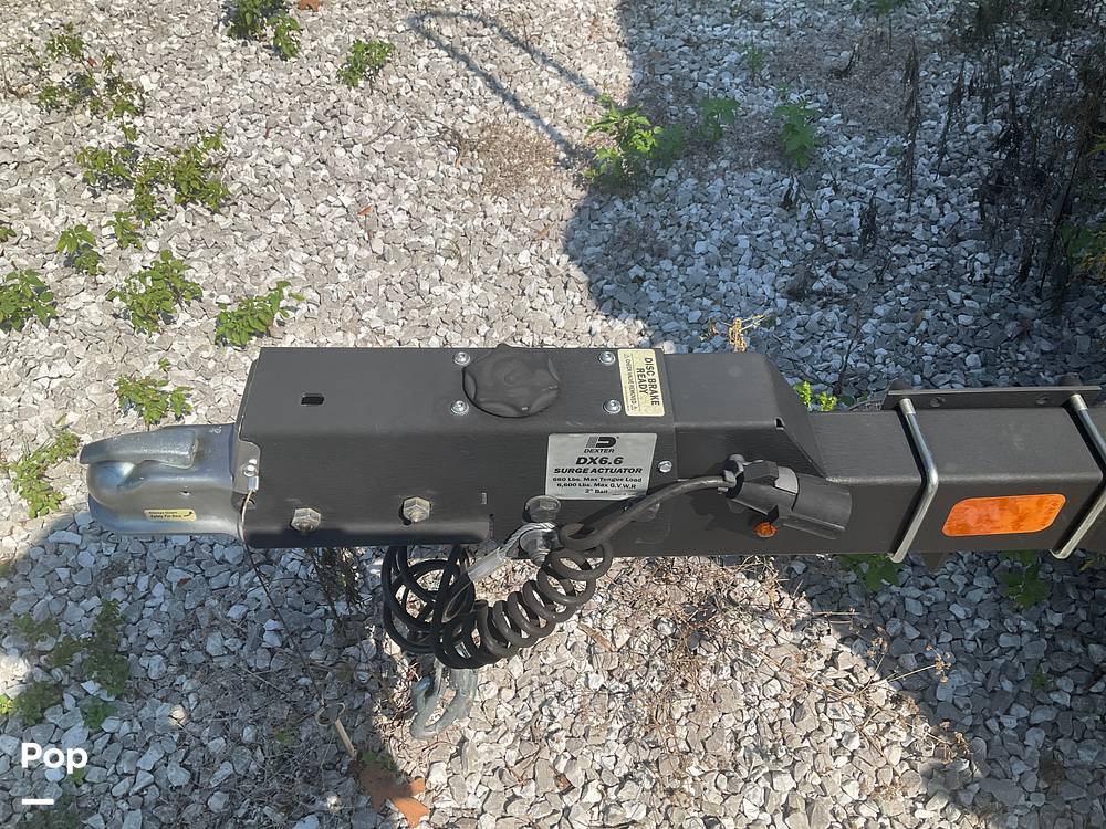 Slide: The Image of Ranger Boats Reata rp 200f 2021 - 16