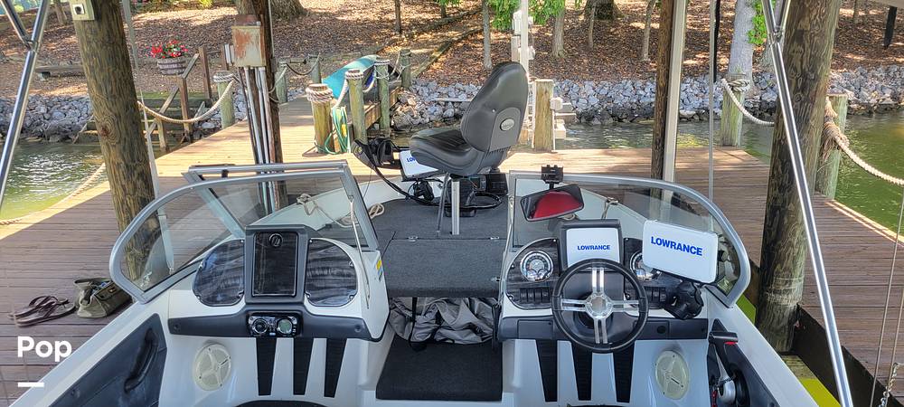 Slide: The Image of Ranger Boats Reatta 211 VS 2013 - 15678225