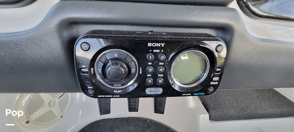 Slide: The Image of Ranger Boats Reatta 211 VS 2013 - 15678240