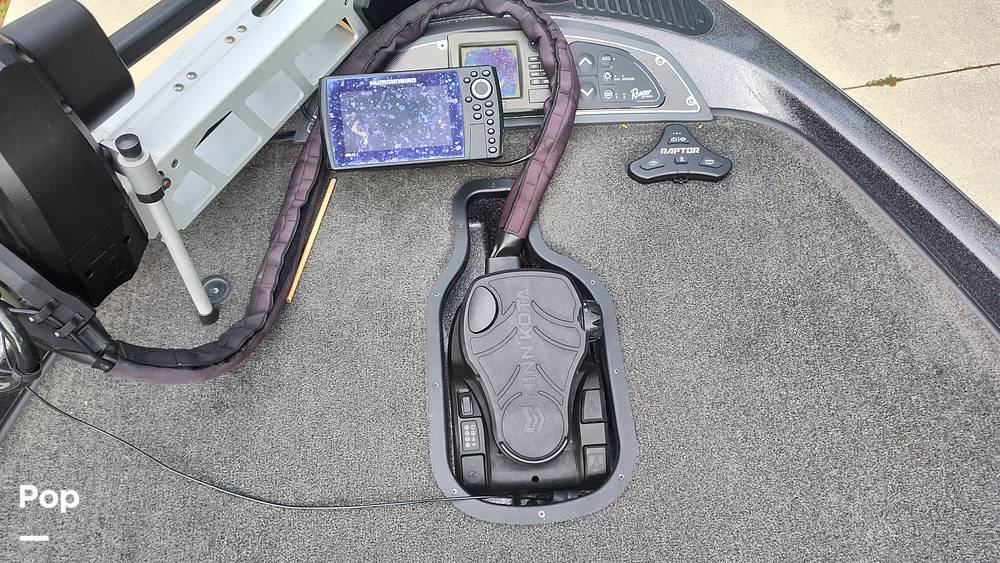 Slide: The Image of Ranger Boats Z520 2012 - 34