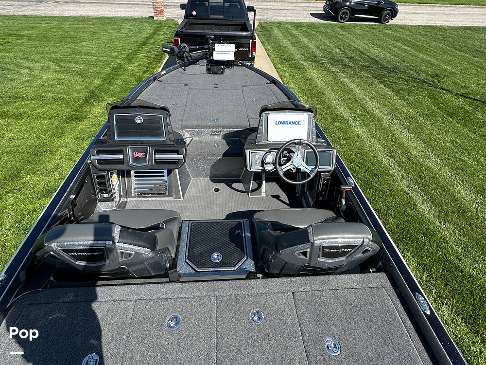 Slide: The Image of Ranger Boats Z520R 2023 - 15341266