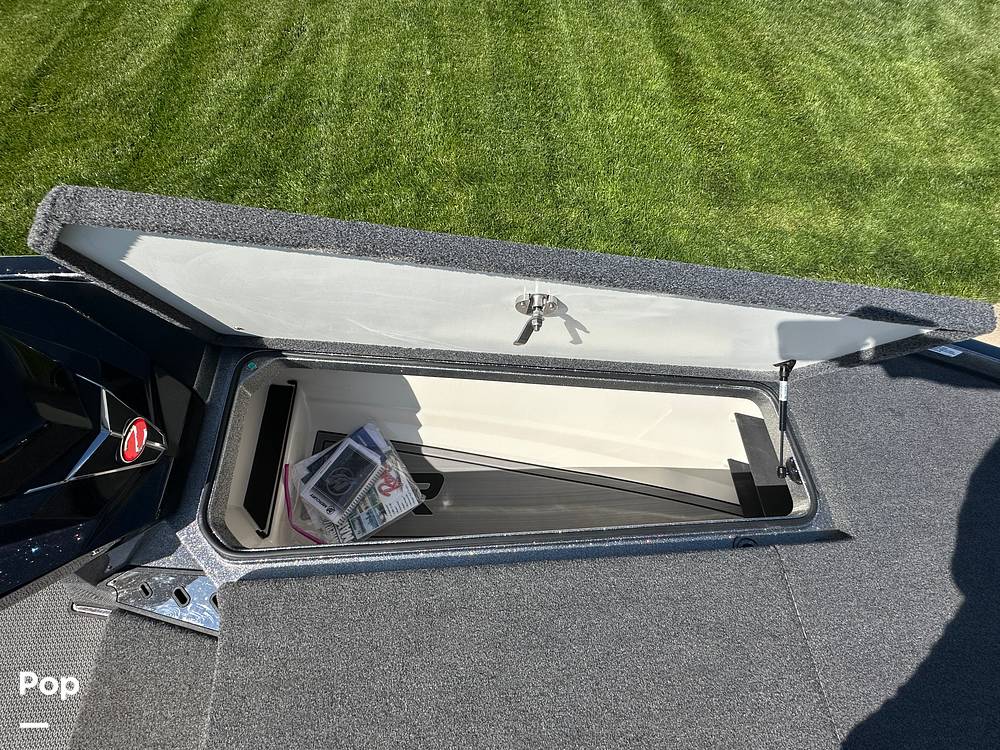 Slide: The Image of Ranger Boats Z520R 2023 - 15341290